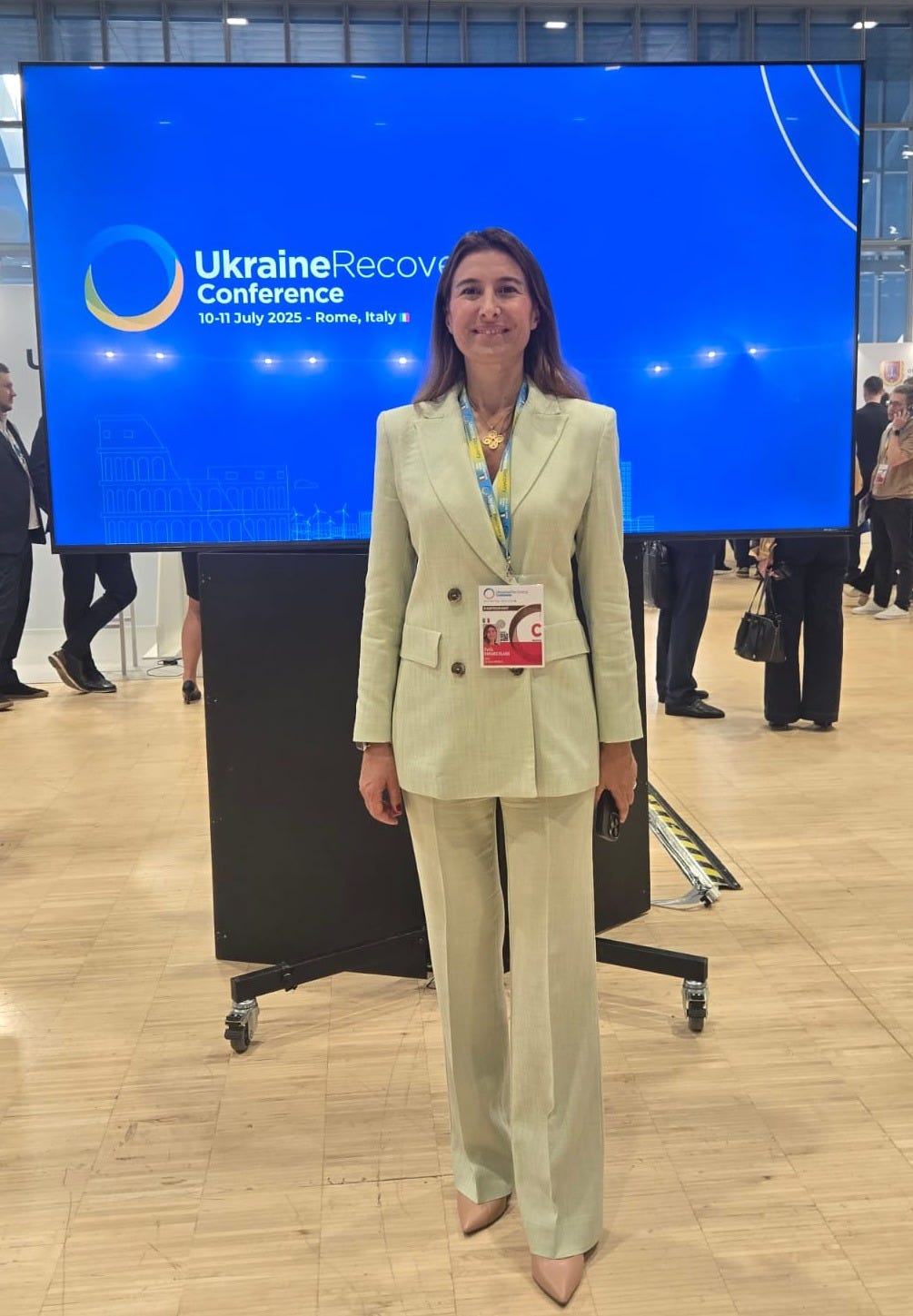 Паола Папаніколау на Конференції з відновлення України: зобов’язання Intesa Sanpaolo щодо відновлення України